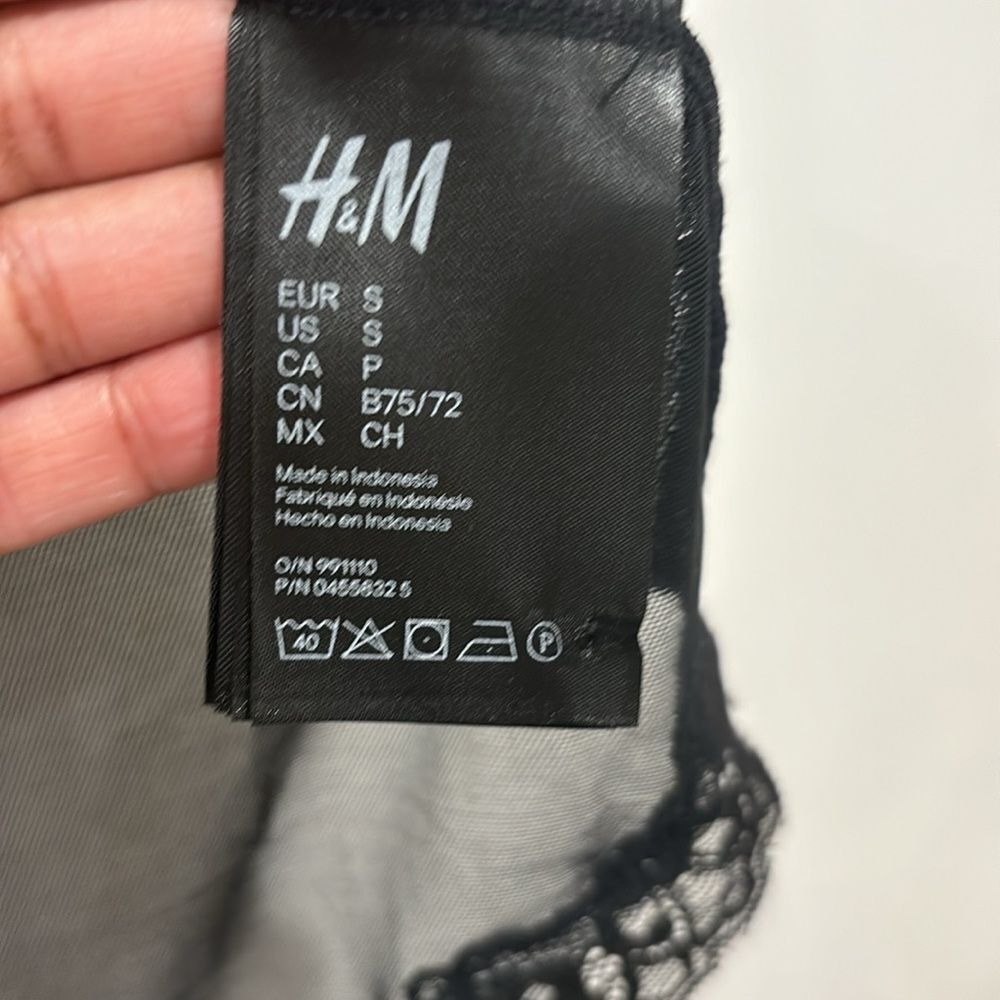 H&M Lace & Mesh Bodysuit - Size S - Picture 5 of 7